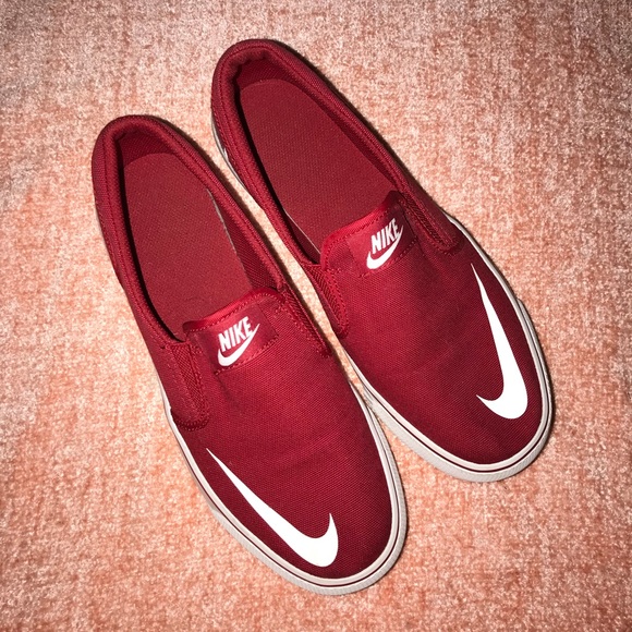 Red slip on nikes Clearance